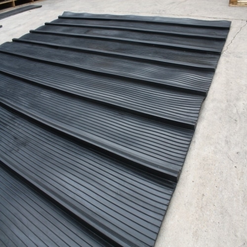 MOULDED RUBBER RAMP MATS